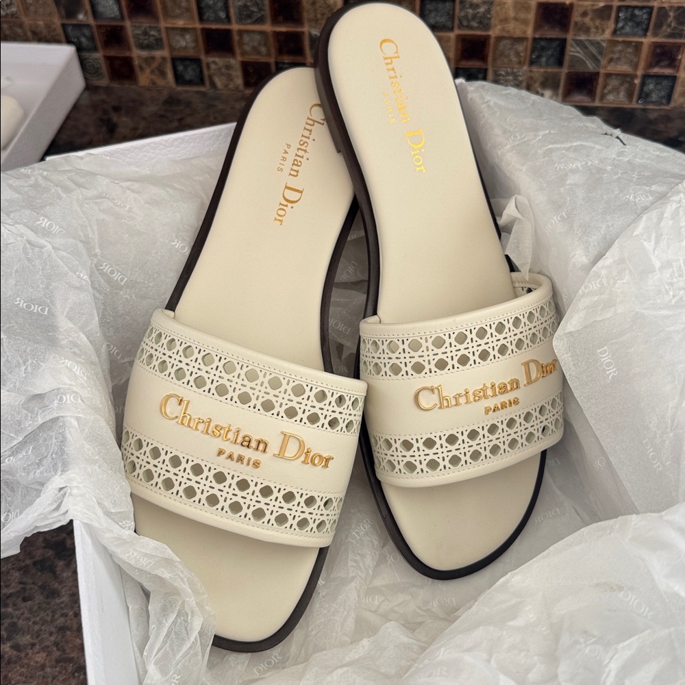 Christian Dior d-lane off white gold logo perforated flats slides sandals sz 38 - Picture 7 of 10